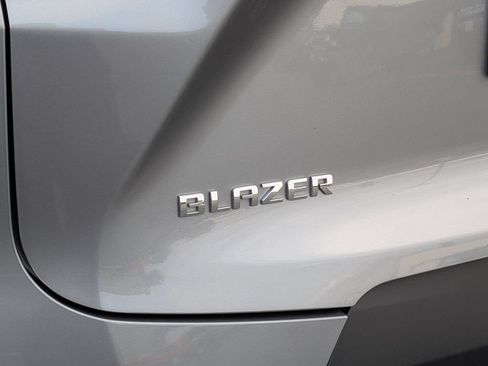 Used 2023 Chevrolet Blazer LT w/ Convenience Package FWD image 23
