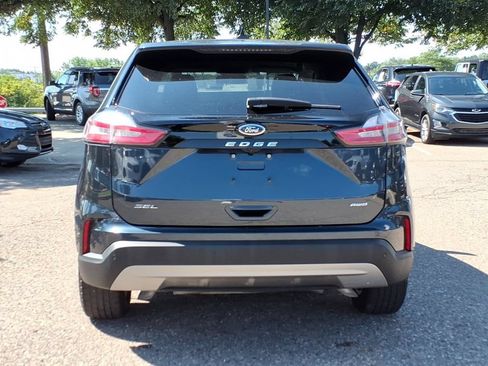 Used 2023 Ford Edge SEL w/ Convenience Package AWD/4WD image 4