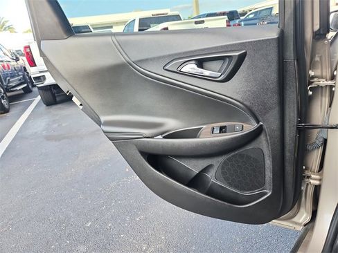 Certified 2022 Chevrolet Malibu Premier image 9