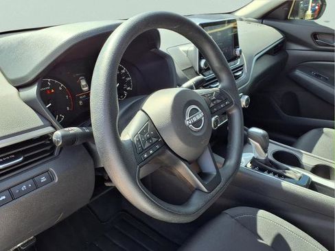 Certified 2025 Nissan Altima 2.5 S image 17