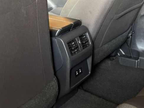 Used 2025 Nissan Rogue SV FWD image 24