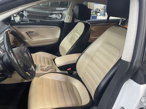 Used 2014 Volkswagen CC Sport FWD image 9