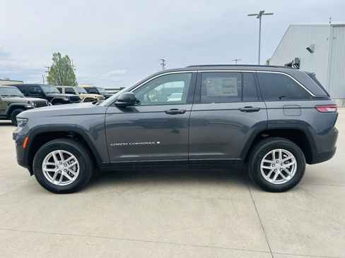 New 2025 Jeep Grand Cherokee Laredo X w/ Luxury Tech Group I image 35