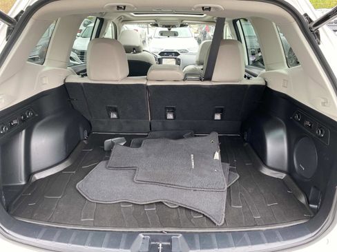 Used 2023 Subaru Forester Limited AWD/4WD image 6