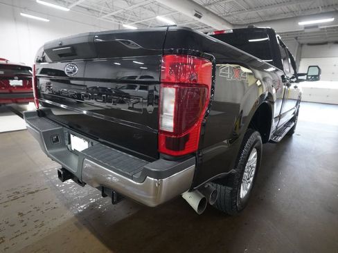 Used 2022 Ford F250 XLT AWD/4WD image 13