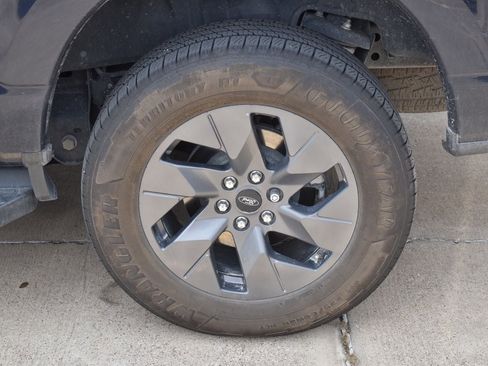 Certified 2024 Ford F150 Lightning Lariat AWD/4WD image 10