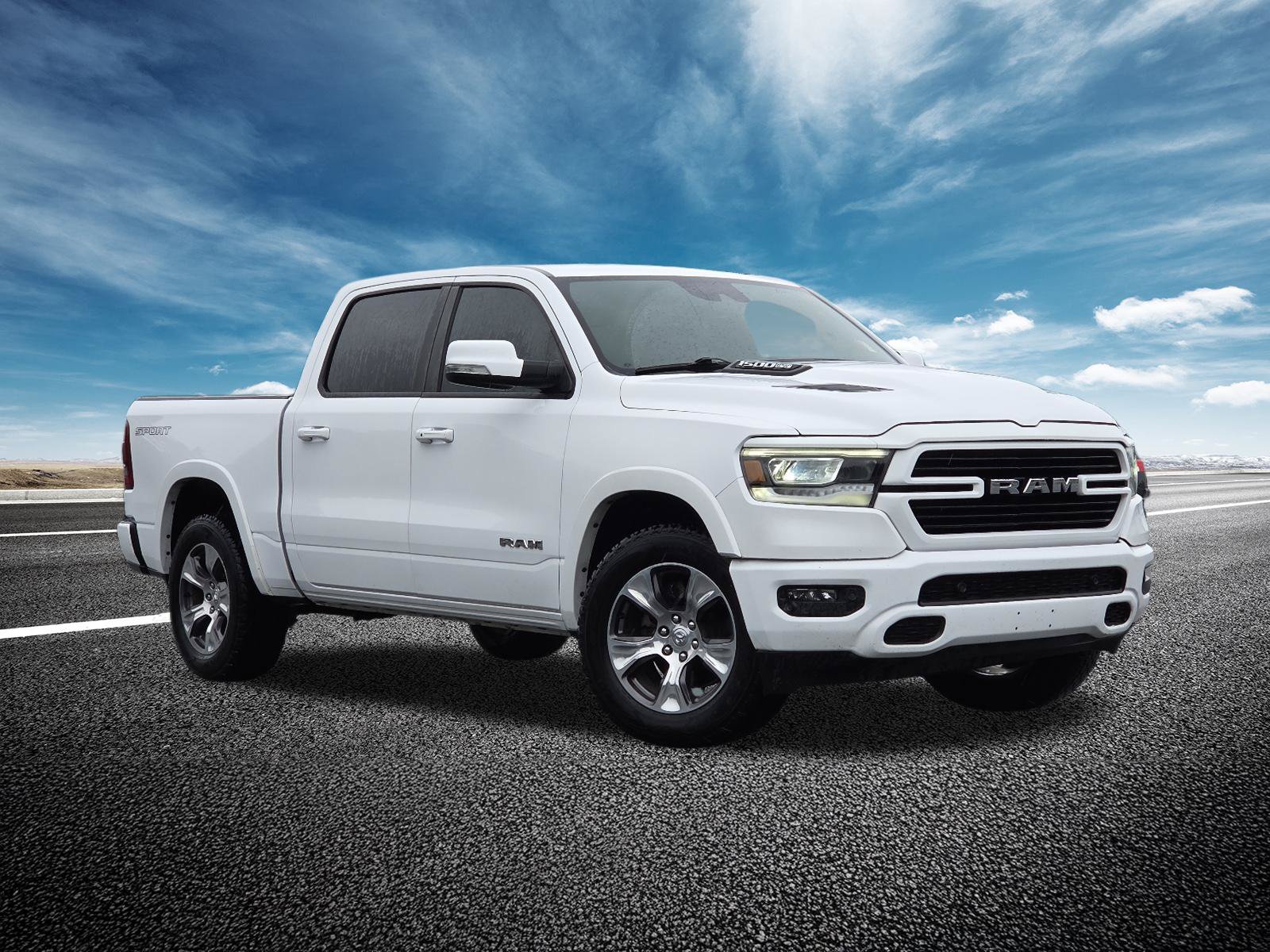Used 2022 RAM 1500 Laramie w/ Sport Appearance Package AWD/4WD image 2