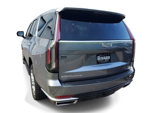 Used 2022 Cadillac Escalade Premium Luxury w/ LPO, Radiant Package AWD/4WD image 3
