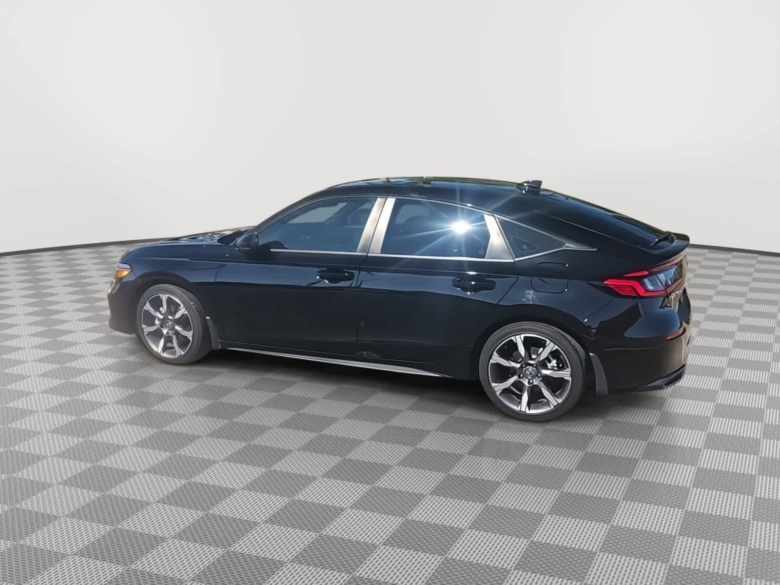 Used 2025 Honda Civic Sport Touring image 6