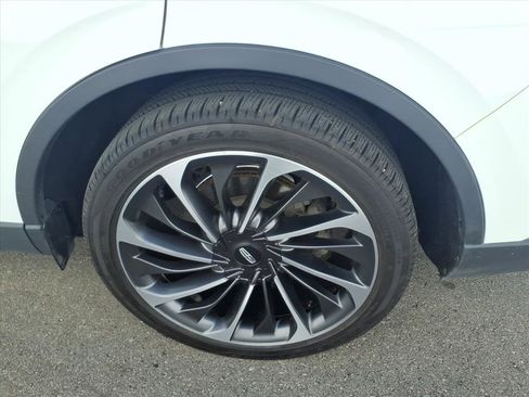 Used 2021 Lincoln Aviator Reserve w/ Equipment Group 201A image 8