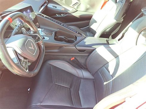 Used 2020 Chevrolet Corvette Stingray Premium Cpe w/ 3LT Preferred Equipment Group image 19