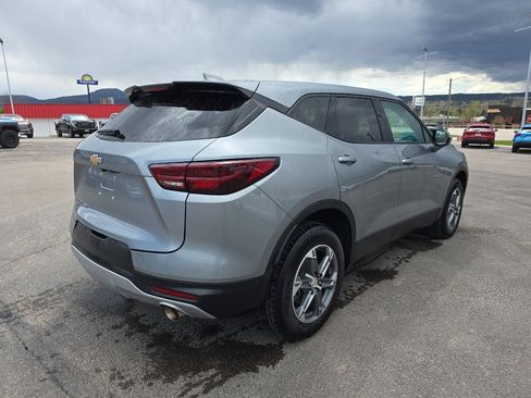 Certified 2025 Chevrolet Blazer LT AWD/4WD image 3