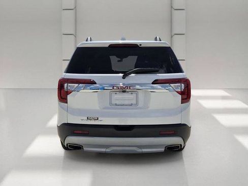 Certified 2023 GMC Acadia SLT FWD image 4