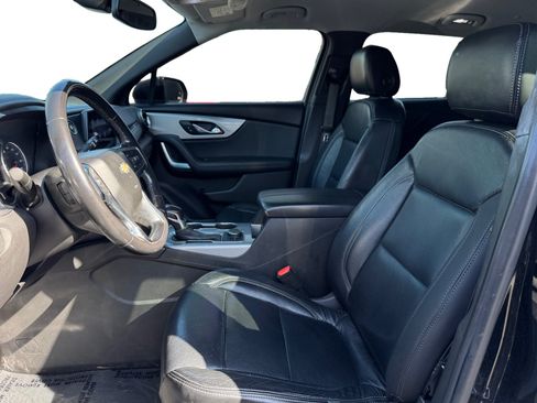 Used 2019 Chevrolet Blazer LT FWD image 9