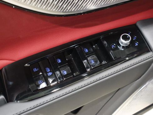 New 2025 Maserati Grecale Modena image 27