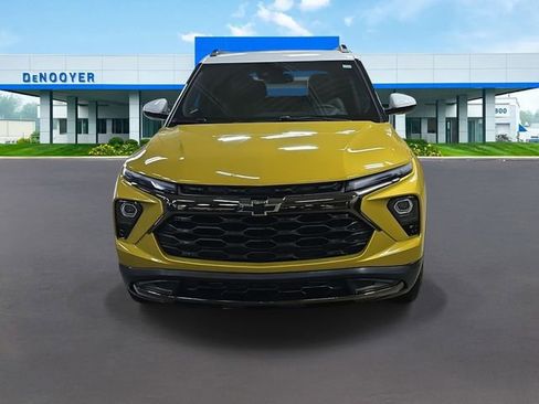 Used 2025 Chevrolet TrailBlazer ACTIV w/ Convenience Package image 2