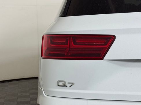 Used 2018 Audi Q7 3.0T Prestige w/ Prestige Package image 13