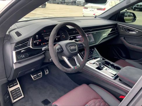 Used 2026 Audi RS Q8 performance image 17