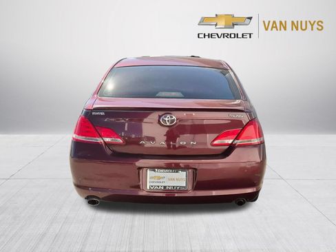 Used 2005 Toyota Avalon Touring FWD image 6