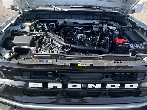 New 2026 Ford Bronco Outer Banks AWD/4WD image 11