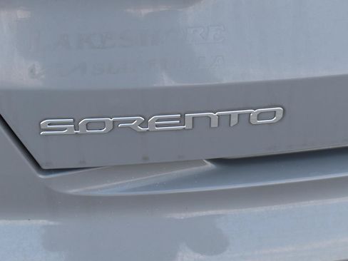 Used 2023 Kia Sorento SX AWD/4WD image 8