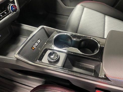 New 2026 Chevrolet Equinox RS w/ LPO, Floor Liner Package image 17