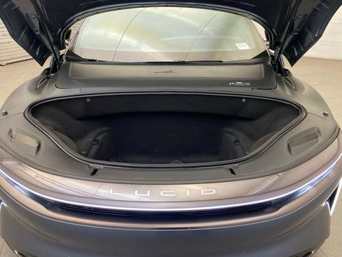 Used 2024 Lucid Air Pure RWD image 27