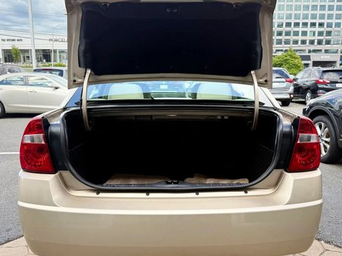Used 2004 Chevrolet Malibu LS w/ Preferred Equipment Group FWD image 35