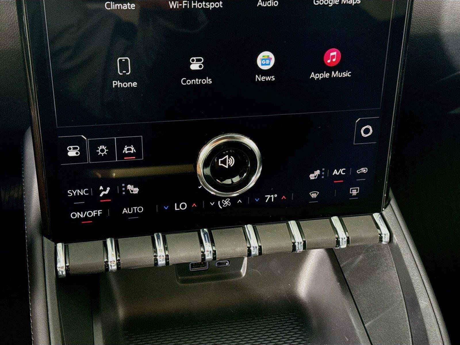 New 2027 GMC Terrain Elevation w/ Elevation Premium Package AWD/4WD image 10