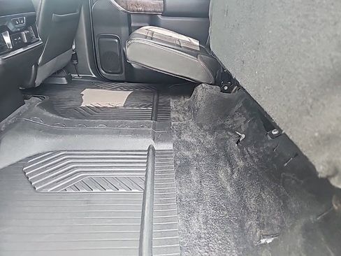 Used 2020 GMC Sierra 3500 Denali w/ Denali Ultimate Package image 29