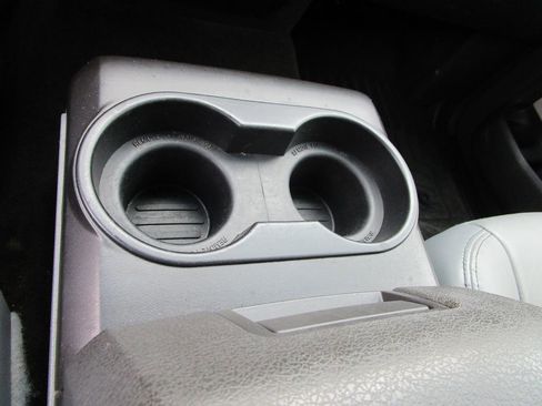 Used 2014 Ford F150 XLT w/ Equipment Group 302A Luxury image 39