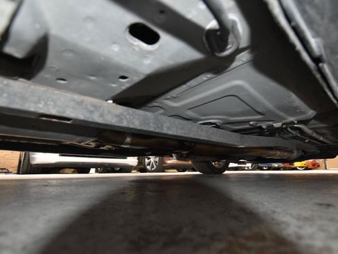 Used 2004 Ford Mustang GT RWD image 49