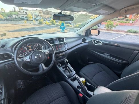 Used 2019 Nissan Sentra SV FWD image 10