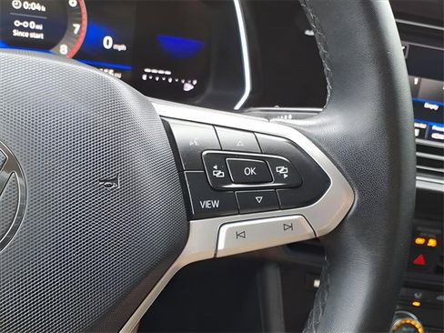 Used 2024 Volkswagen Jetta SE image 26