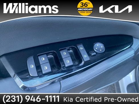 Used 2025 Kia Sportage X-Line AWD/4WD image 22