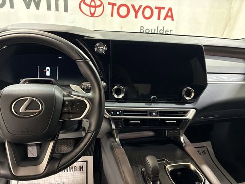 Used 2025 Lexus RX 450h AWD w/ Convenience Package image 24