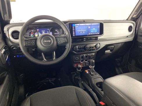 Used 2025 Jeep Wrangler Unlimited Sport S 4xe AWD/4WD image 19