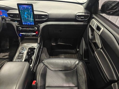 Used 2021 Ford Explorer ST w/ Equipment Group 401A AWD/4WD image 34