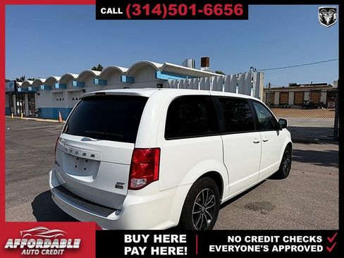 Used 2018 Dodge Grand Caravan GT FWD image 5