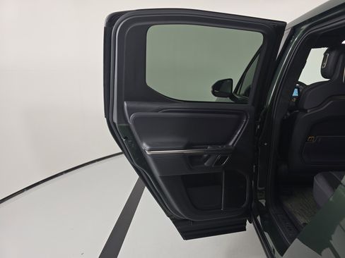 Used 2023 Rivian R1T Adventure AWD/4WD image 17