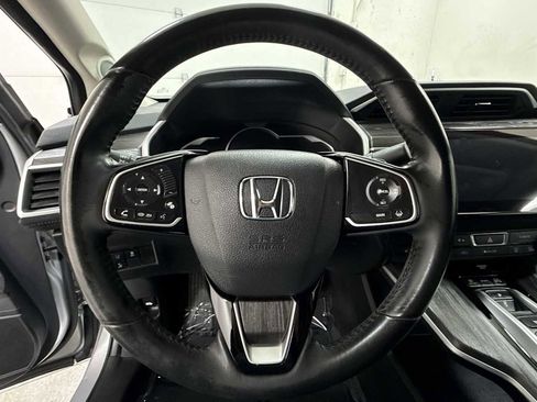 Used 2018 Honda Clarity Touring image 16