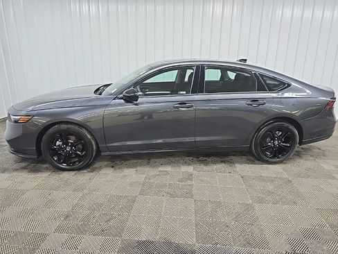 Used 2025 Honda Accord SE image 5