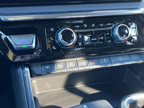 New 2025 GMC Sierra 1500 Denali image 27