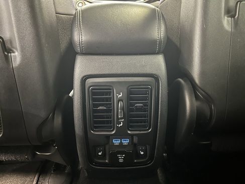 Used 2022 Dodge Durango Citadel image 17