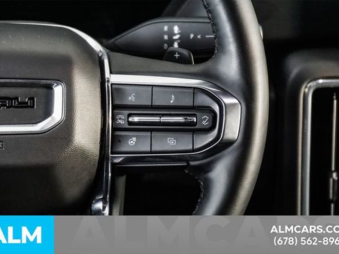 Used 2025 GMC Yukon Denali AWD/4WD image 30
