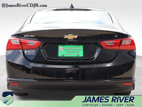 Used 2025 Chevrolet Malibu LT image 4