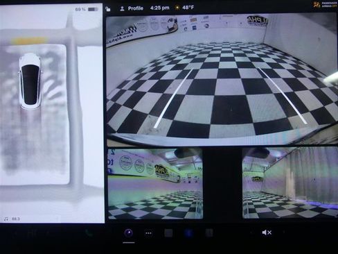 Used 2023 Tesla Model 3 Performance image 11