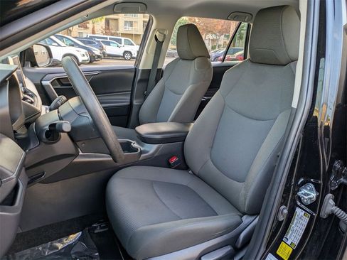 Used 2025 Toyota RAV4 LE image 23