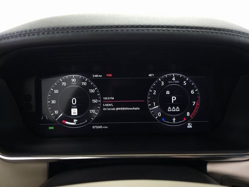 Used 2020 Land Rover Range Rover Long Wheelbase HSE image 24