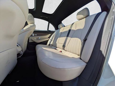 Certified 2022 Mercedes-Benz E 350 Sedan image 19